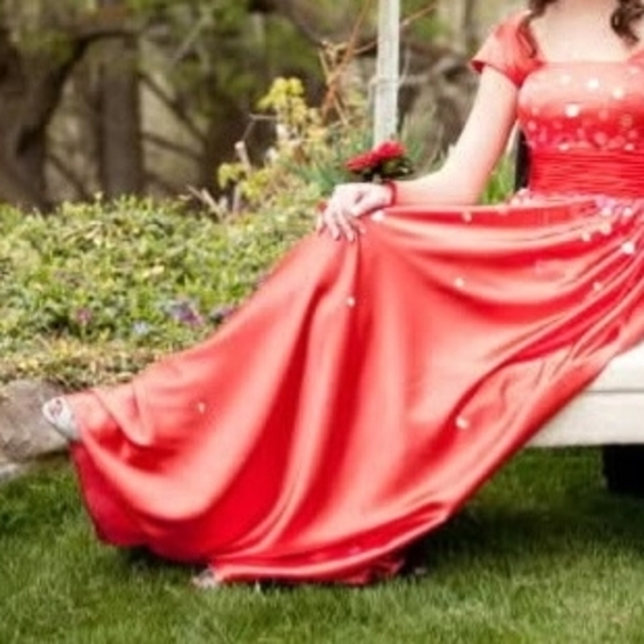 Coral Red Prom Dress Small | Sparkle Detail Skirt | Elegant Formal Gown - Picture 7 of 7